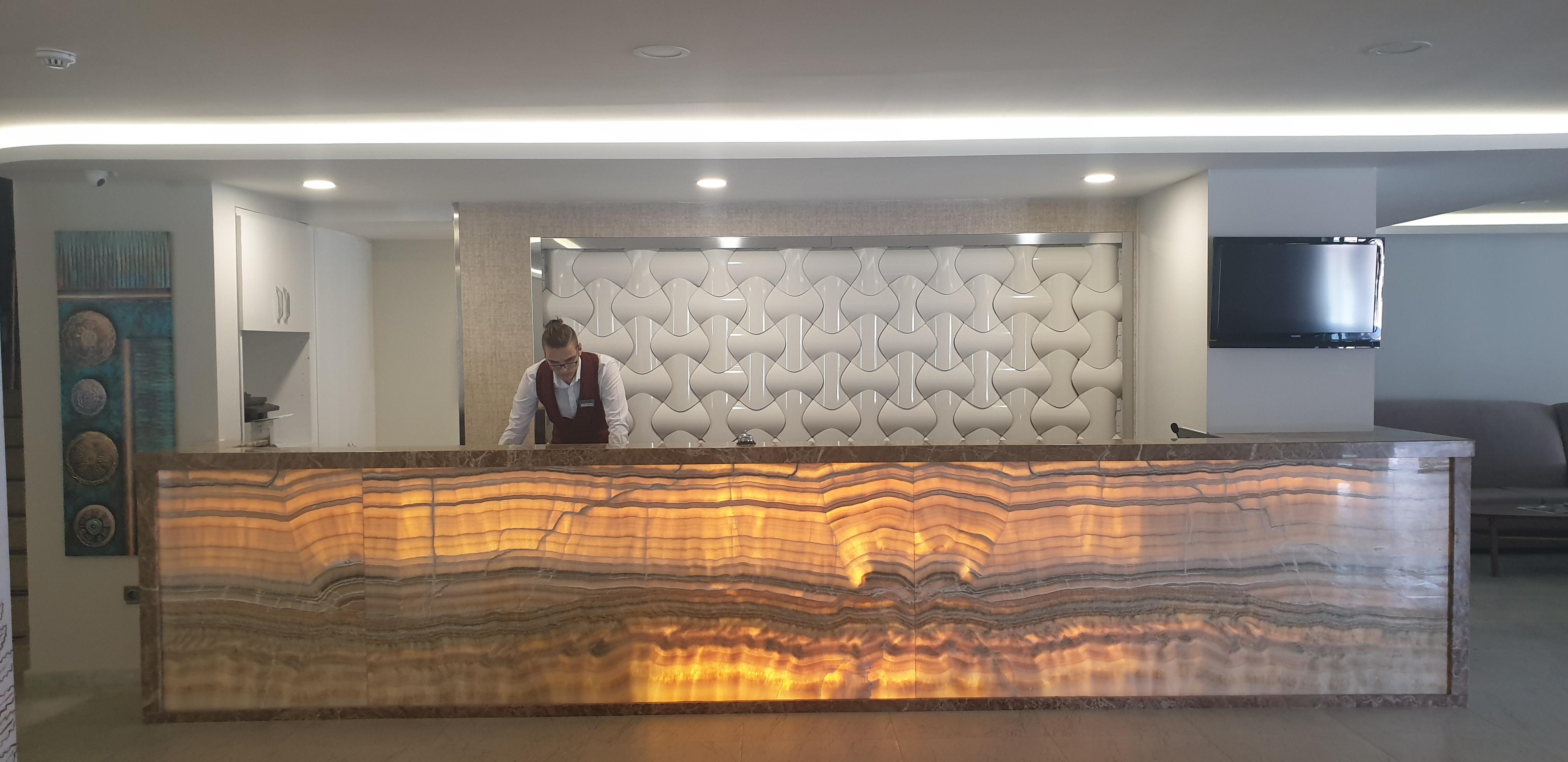 马尔蒂海滩酒店 库萨达斯 外观 照片