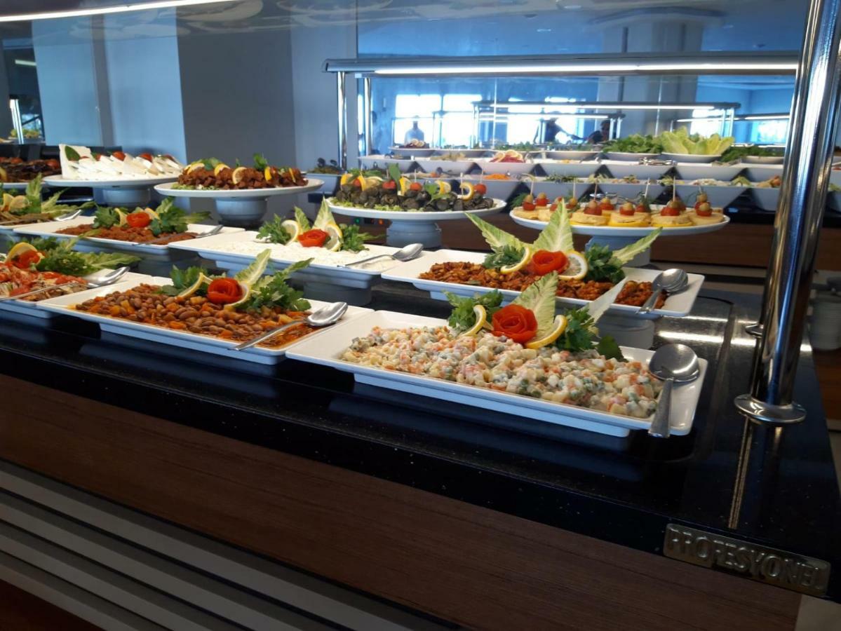 马尔蒂海滩酒店 库萨达斯 外观 照片